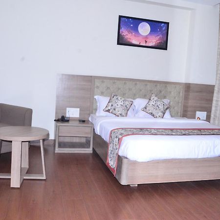 Hotel Nand Residency Ghazipur Eksteriør billede