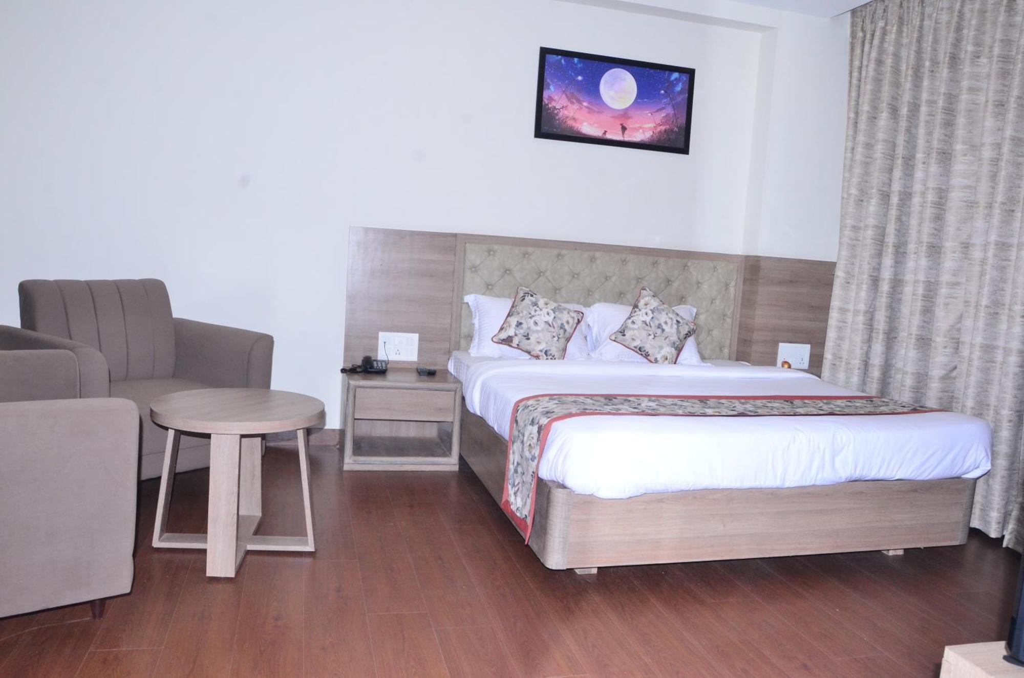 Hotel Nand Residency Ghazipur Eksteriør billede