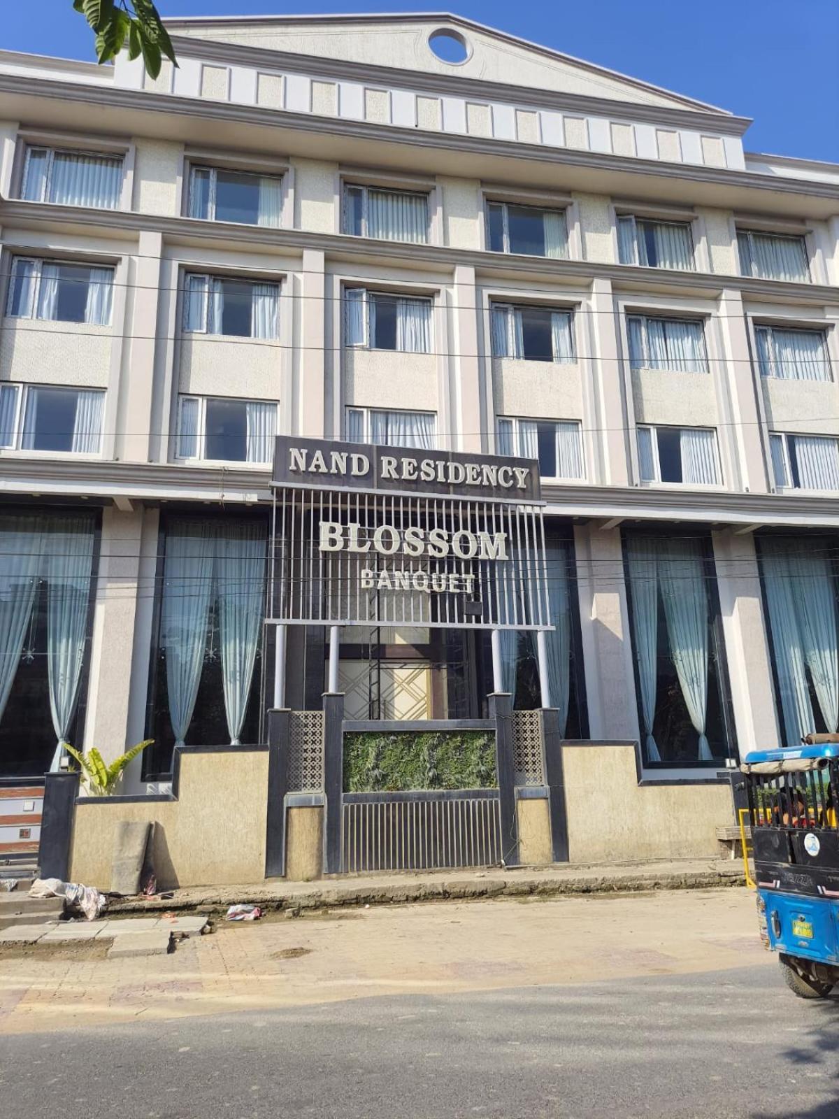 Hotel Nand Residency Ghazipur Eksteriør billede
